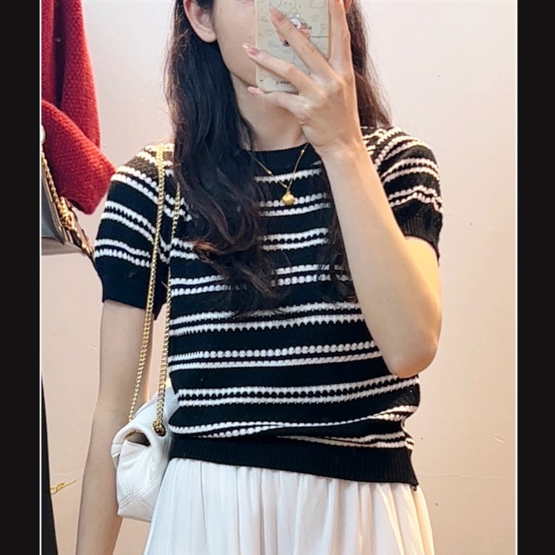 4c6a2e5a-4d40-4deb-86a7-4e125aa0143b.jpg