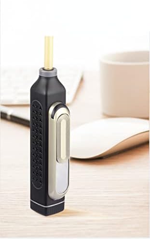 Stylish and practical portable ashtray, designed to prevent ash dispersion and equipped with a lid to maintain cleanliness. Its modern, compact design makes it ideal for both men and women on the go