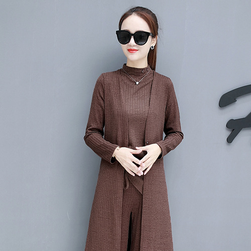 159590c7-31a4-45cd-ba6d-be70d9f27fef.jpg