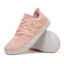 Wide-fit sports shoes woven with lightweight, breathable Flying technology