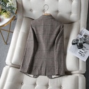 db72715f-989c-4752-93d3-1801852b84d2.jpg