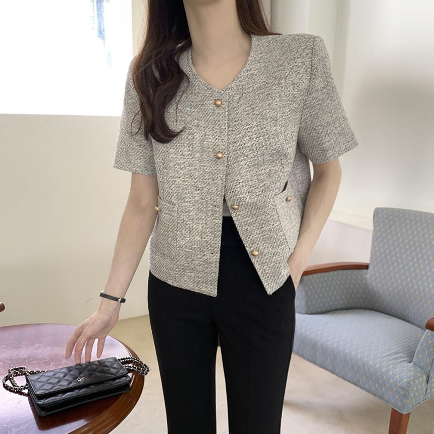 c86728f7-ba37-4bdc-afc3-198d8069c564.jpg