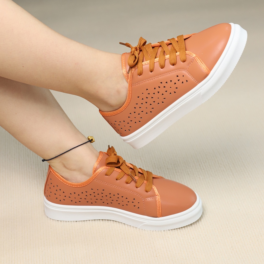 b642cb8c-790b-4819-a8c9-41b6f2f00d23.jpg