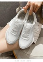 e8fc7cb5-1a27-4dbf-99ce-5c8b935bc6bf.jpg