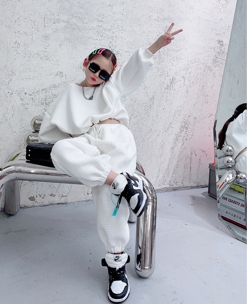 طقم بناتي عالي الجودة مكون من قطعتين مصنوع من قماش الوافل السميك