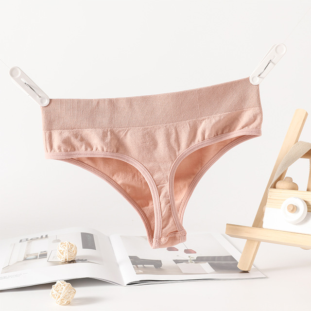 سراويل داخلية نسائية على طراز G-String، ملابس داخلية مشد للجسم