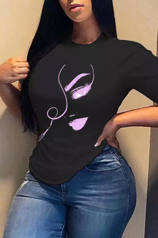 تيشيرت نسائي مطبوع بياقة مستديرة واسع