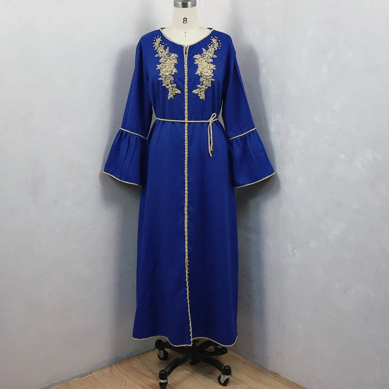 فستان عباءة نسائي أنيق مزين باللؤلؤ