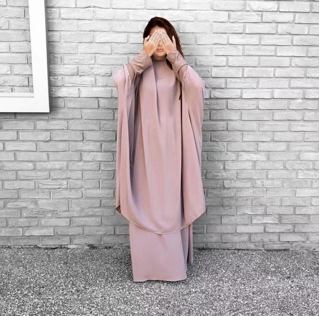 Modern and Contemporary Solid Color Loose-Fitting Prayer Outfit, Versatile for Multiple Uses