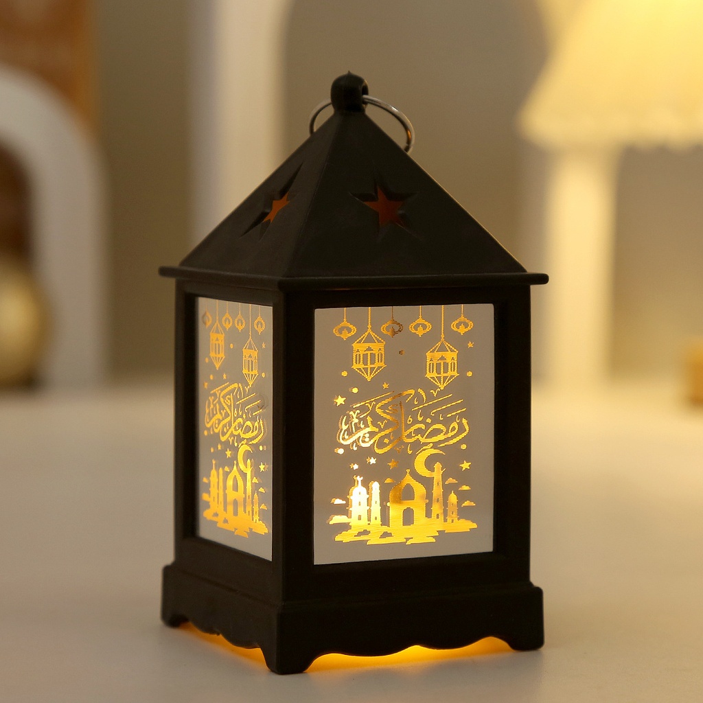 Ramadan Lantern with a Traditional Elegant Design – A Magical Touch for a Warm Ramadan Atmosphere