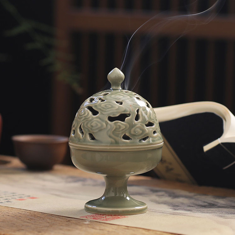 A luxurious ceramic incense burner featuring an elegant design inspired by the classic style