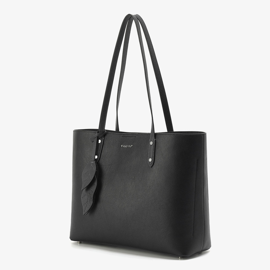 Elegant and luxurious women's bag made from high-quality genuine leather for a distinctive look