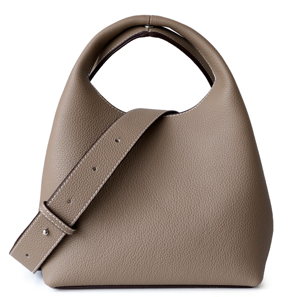 A women's bag with an elegant design and contrasting colors, adding a touch of distinction to your look