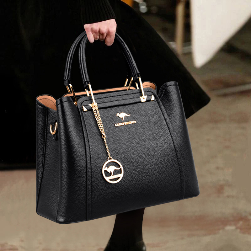Women's Large-capacity Handbag, Simple and Elegant, combining comfort with a distinctive design
