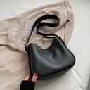 A new women's bag with an innovative and unique design, perfect for all occasions and adding a touch of elegance to every look