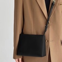Minimalist and Stylish Square Handbag for Any Occasion