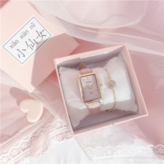 Elegant and Modern Women's Watch