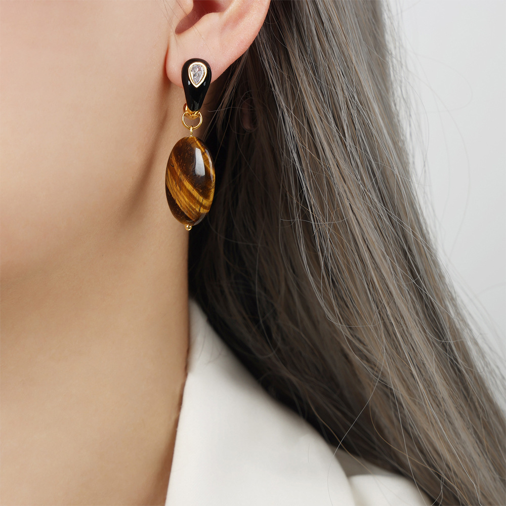 أقراط بتصميم ريترو من النحاس مع قلادة حجر كريم طبيعي بتصميم أنيق