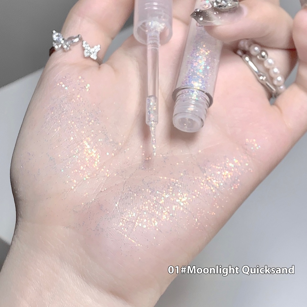 Liquid eyeshadow with a dazzling shimmer and pearlescent effect, giving your eyes a long-lasting, enchanting glow 