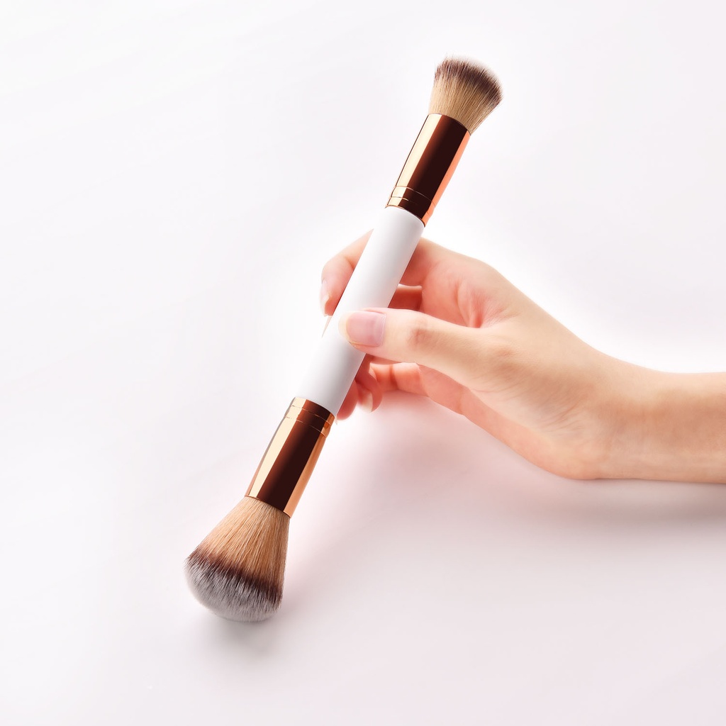 Dual-Purpose Makeup Brush