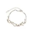 سوار أنيق من فولاذ التيتانيوم للنساء – تصميم راقٍ يجمع بين البساطة والفخامة