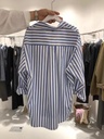 Women's long-sleeve shirt with a modern and elegant design – perfect for versatile styling and everyday wear