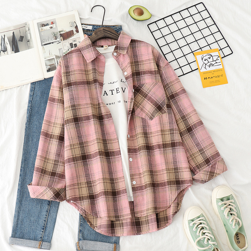 Women's Plaid Loose-Fit Shirt with Long Sleeves in a Stylish and Modern Design