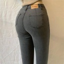 Multicolor High-Waisted Jeans – Plus Size with a Modern and Elegant Design