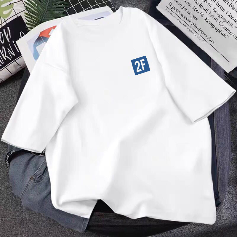 Elegant White Blouse with a Modern and Minimalist Design, Featuring a Round Neck – Perfect for Daily Wear