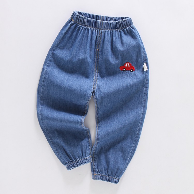 Lightweight Denim Pants for Kids – Practical Design with a Stylish and Comfortable Look