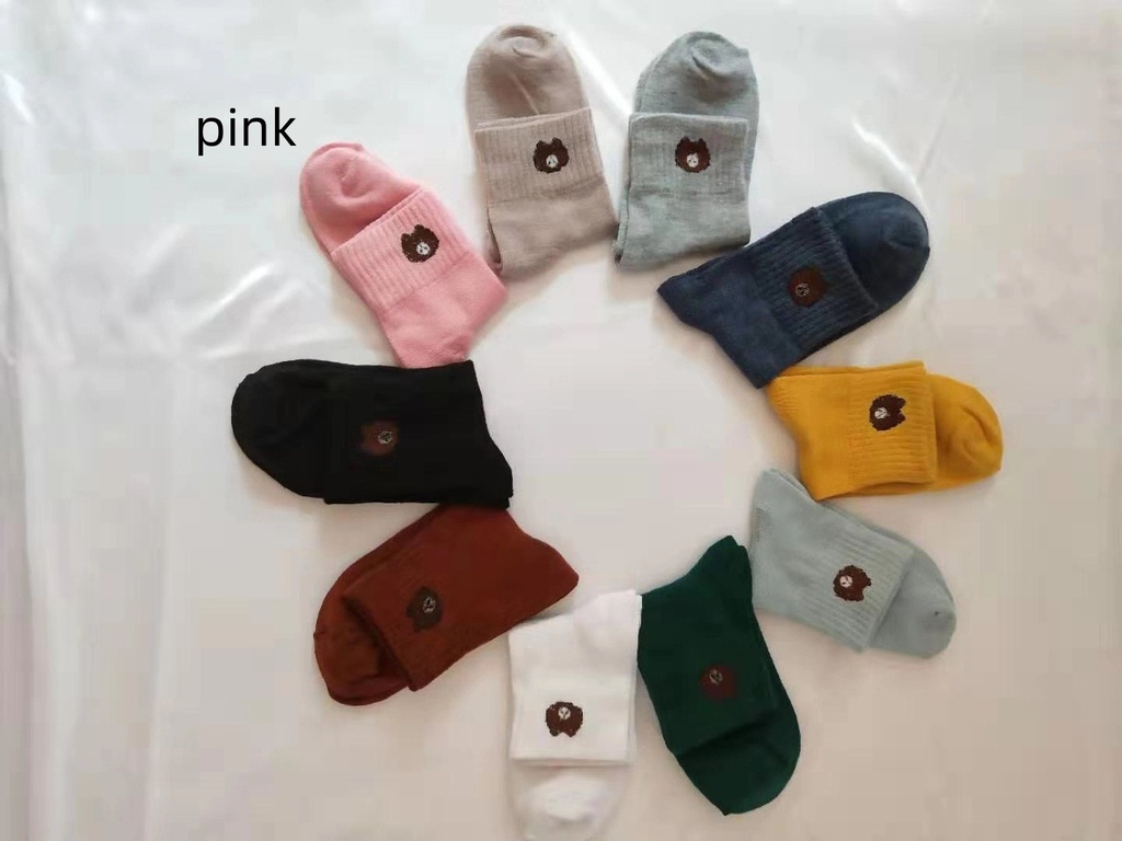 Women's Socks with Elegant Embroidery – Mid-Calf Length and Comfortable Fabric