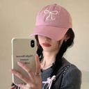 Stylish Korean-style cap for girls – adorned with a cute bow for a soft and charming look
