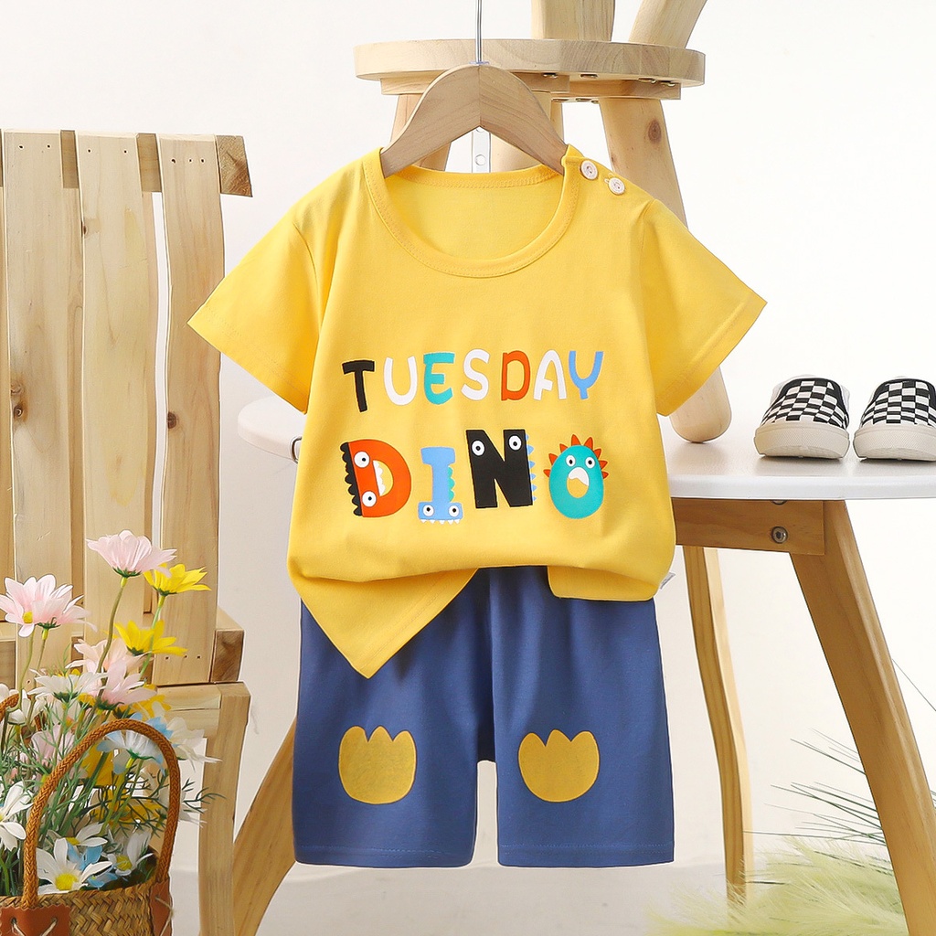Short-Sleeve Kids' Outfit Made of Pure Cotton – Comfortable and Stylish Design