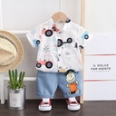 Two-piece kids' outfit – short-sleeve shirt paired with stylish jeans