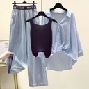 طقم ثلاثي للبنات يتضمن قميص مخطط وجينز واسع