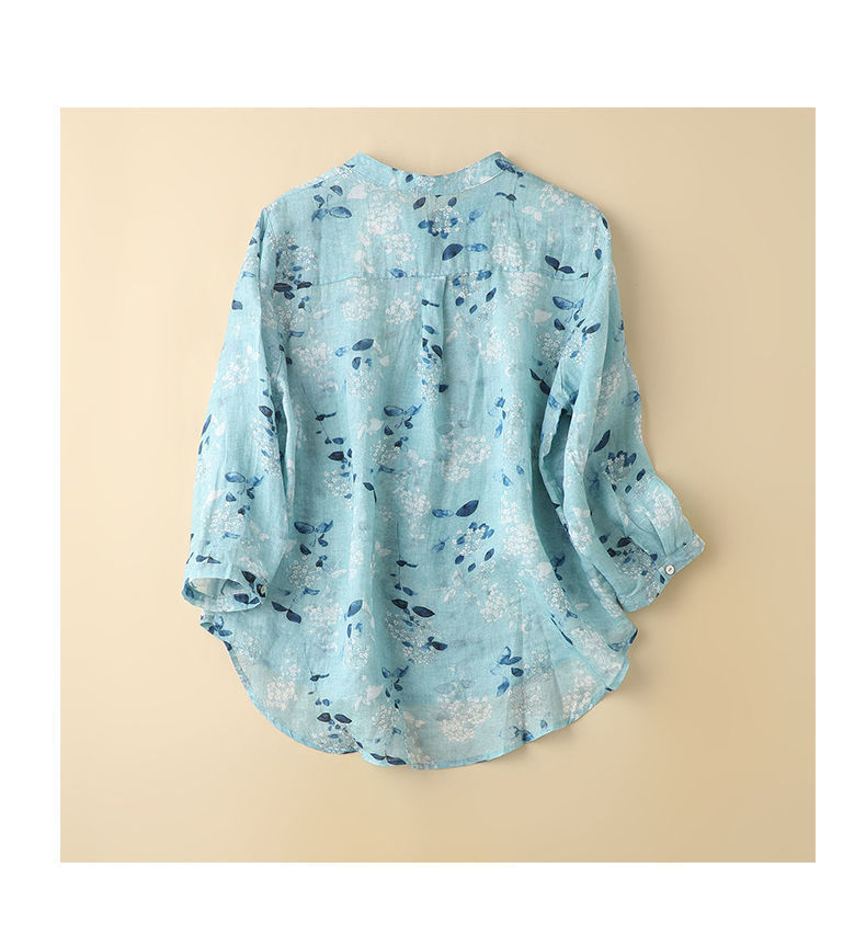 Women's loose-fit cotton and linen shirt with long sleeves for a comfortable casual look