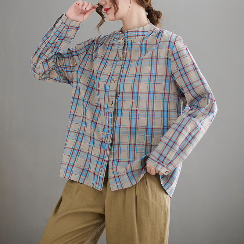 Women's plaid shirt with long sleeves, made of a cotton-linen blend