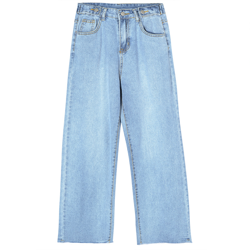 Loose high-waisted wide-leg draped jeans with a slimming look