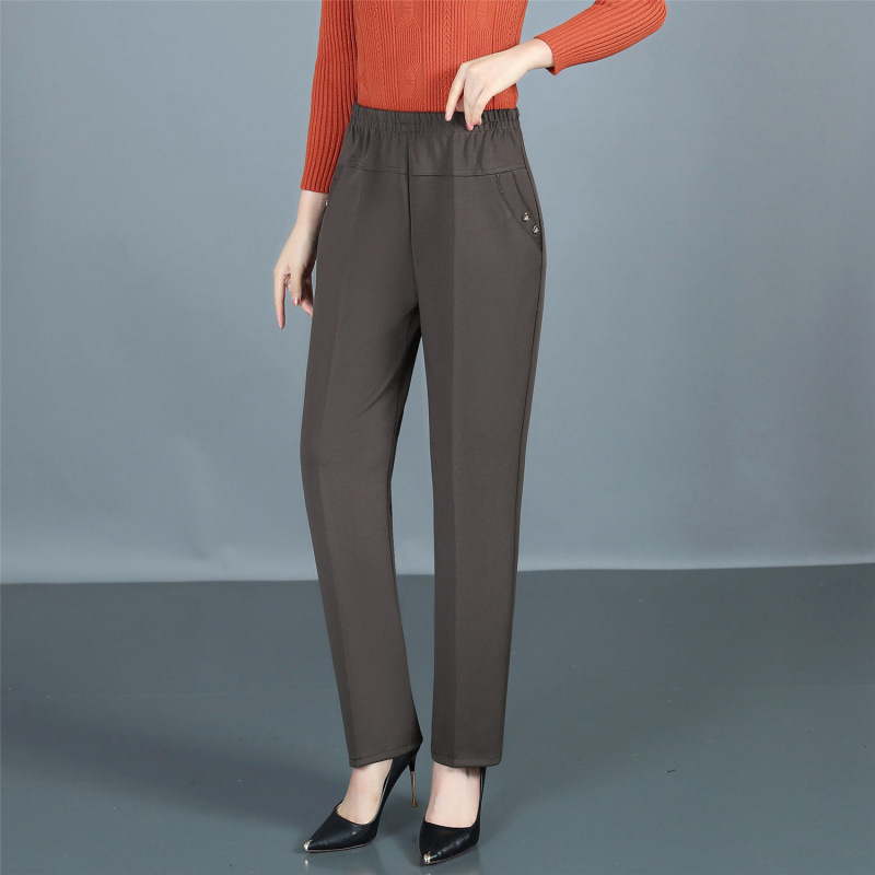Straight-cut pants with an elegant design, suitable for both casual and formal looks