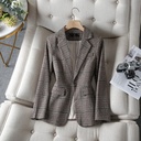 Women's Jacket with a Modern Elegant Touch – Perfectly Complements Your Formal Look with Refined Casual Style  