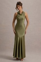 An elegant French-inspired fishtail banquet dress featuring a graceful off-shoulder silhouette