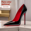 Women’s stiletto shoes with an elegant Western-European design