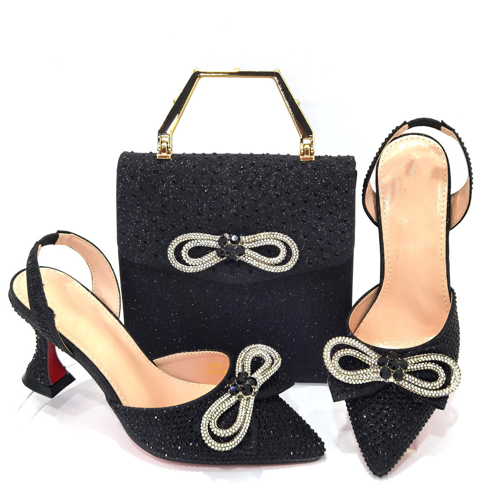 Luxury women’s set – high‑heeled shoes and an elegant bag