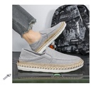 Modern men’s casual shoes with an elegant design, lightweight and breathable