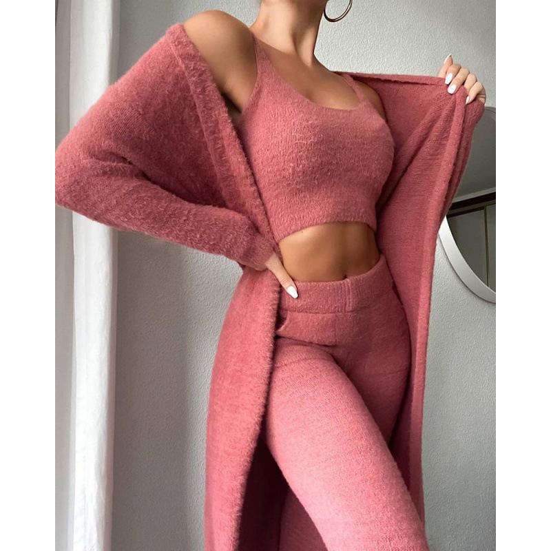 Women's Winter Pajama & Loungewear Set – 3 Elegant and Comfortable Pieces