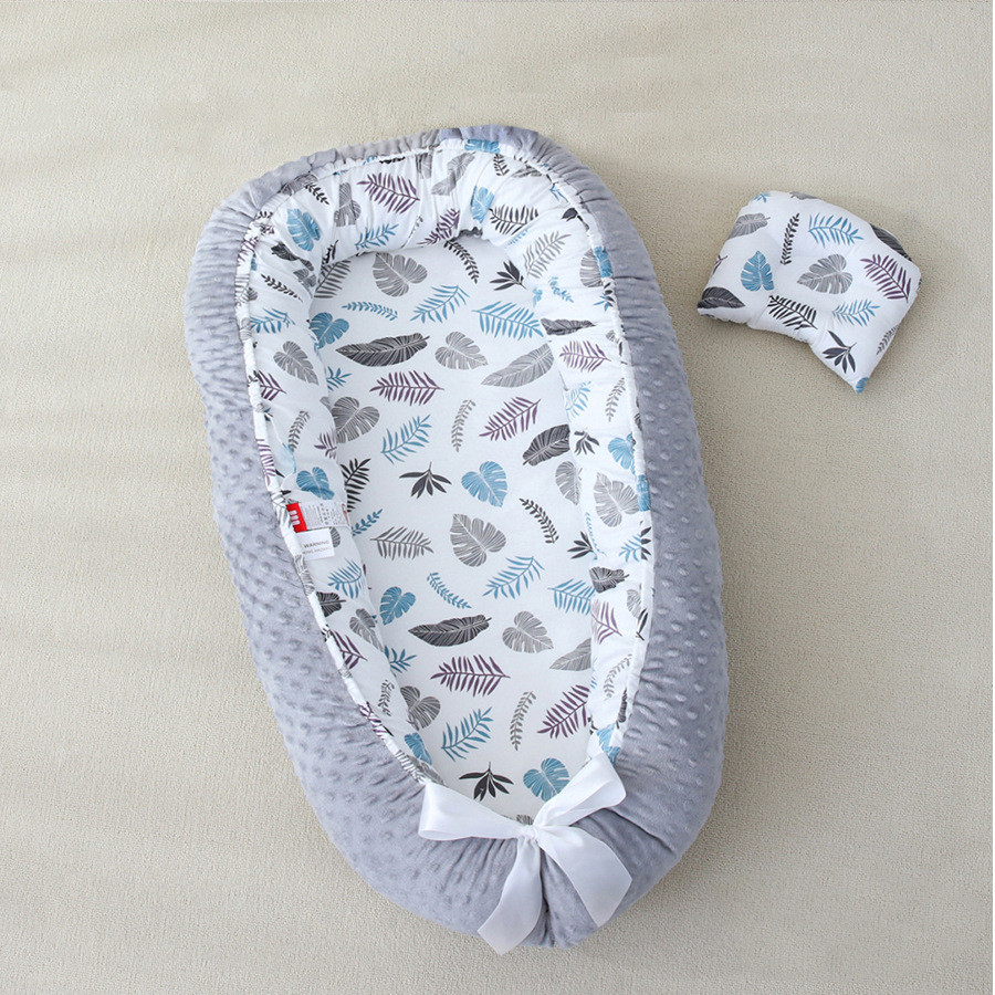 Stylish and Fun Portable Anti-Pressure Baby Crib