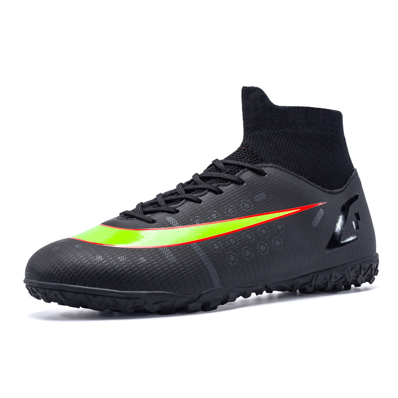 Men’s Stylish Flat-Sole Football Shoes