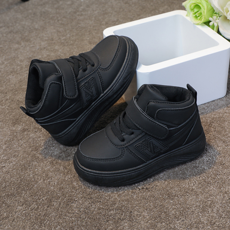 Children’s high-top casual sports shoes