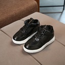 Children’s shoes with soft cotton padding and a casual design