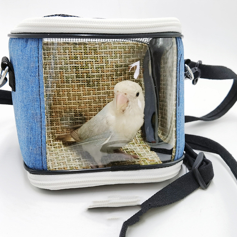 Medium-sized outing and carrying cage for parrots and birds